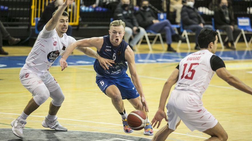 Harald Eika Frey har storspilt for Oviedo i spansk basket og snitter på 17,7 poeng hittil i LEB Oro-sesongen. Torsdag styrer 24-åringen Norges lag i EM-kval-starten mot Kosovo i Haukelandshallen.
FOTO: ARCHYSPORT.COM 