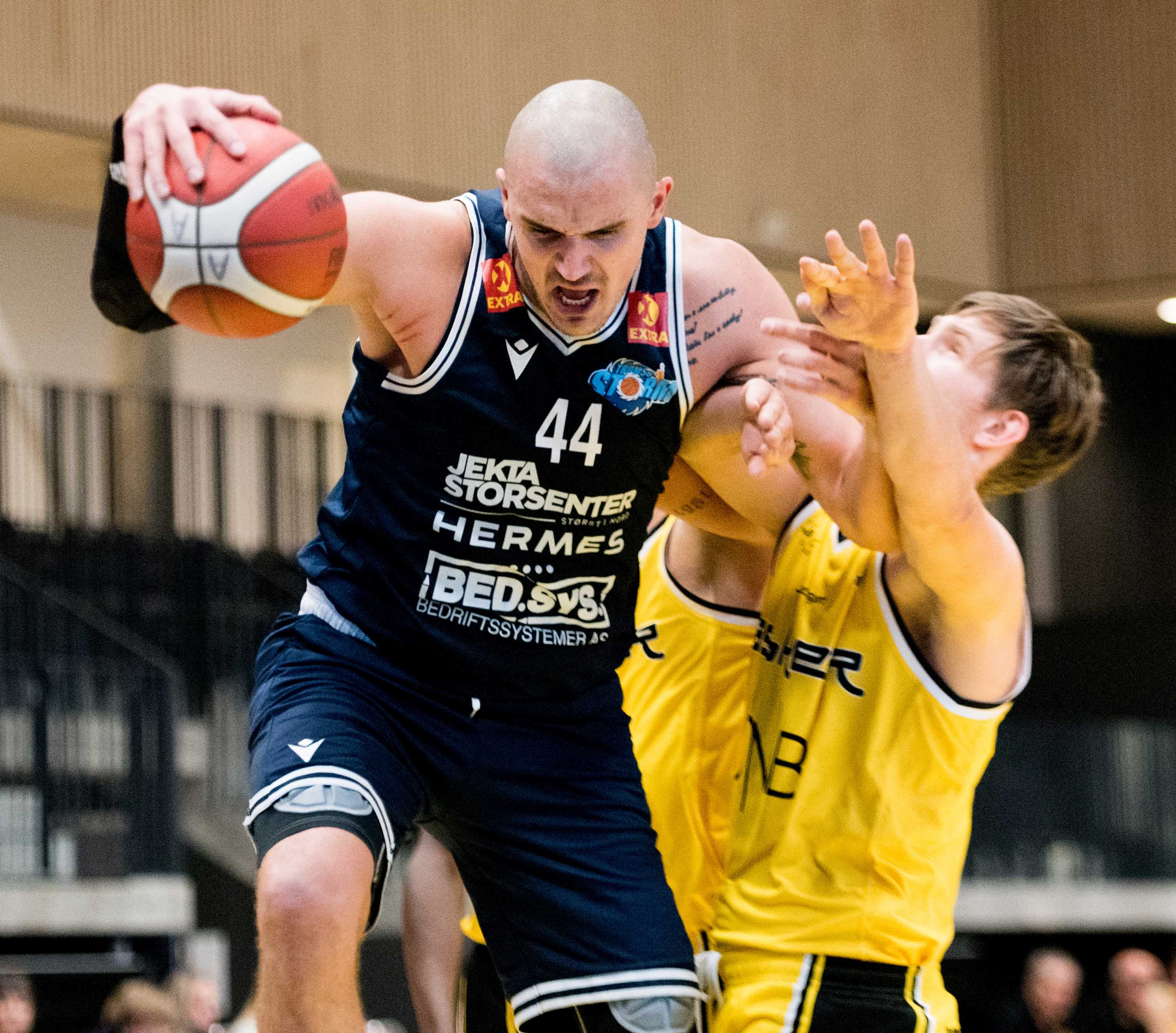 Petar Radojicic dominerte i Tromsøhallen og hadde 33 poeng og 13 returer da Tromsø Storm slo Gimle 96-88. Bildet er fra lagets kamp mot Asker Aliens i Leikvollhallen 22. oktober.
FOTO: ERIK BERGLUND 