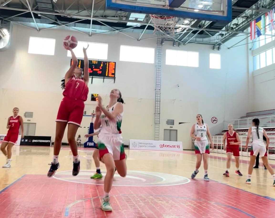 Lina Blanco spilte ikke mer enn 22 minutter, men ble likevel mestscorende på banen med 17 poeng og hadde i tillegg 7 returer og 1 assist mot Bulgaria. 
FOTO: CAMILLA HOVIG 