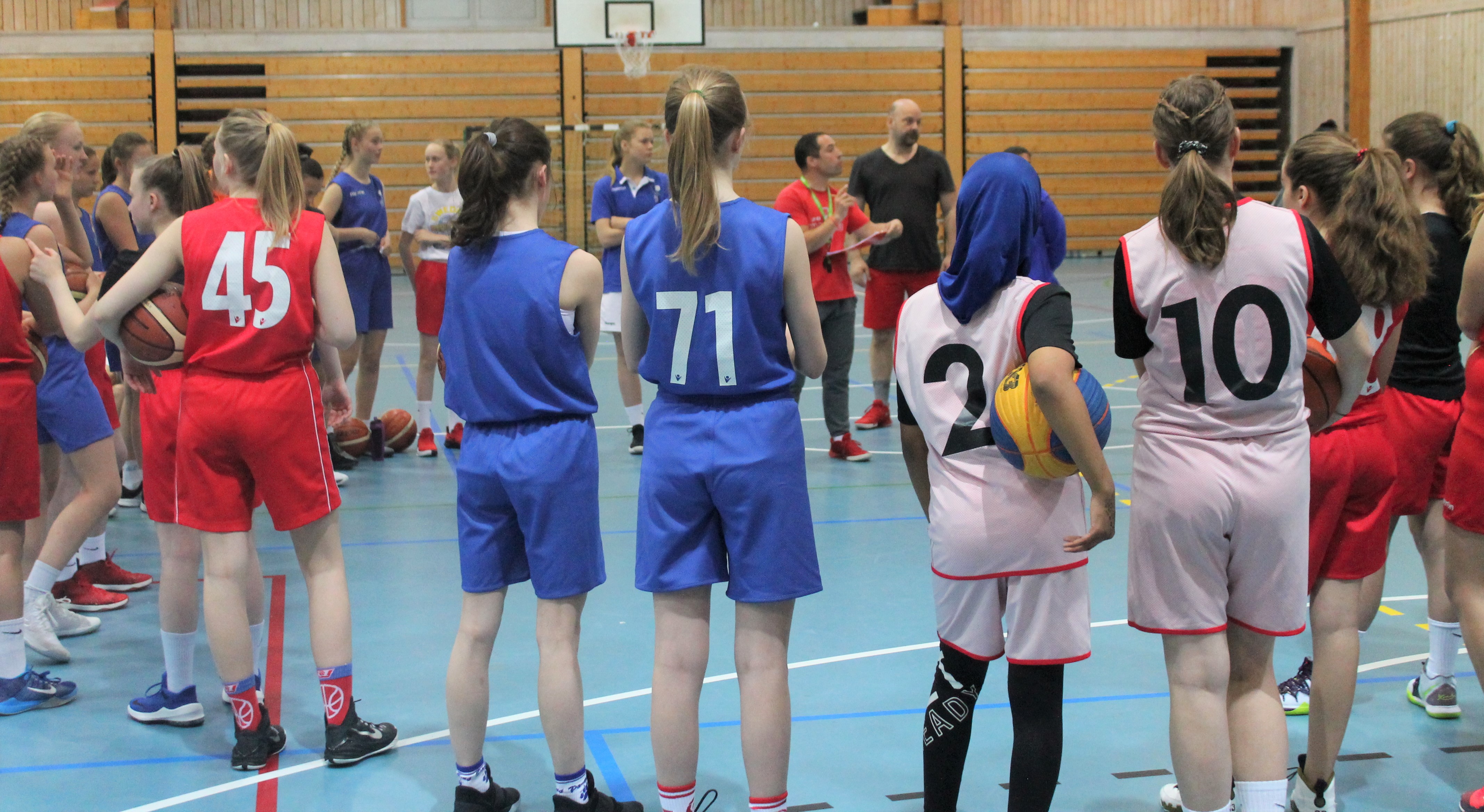 Sommerens basketcamp-arrangører kan ennå håpe at planene og campene kan gjennomføres. Kulturminister Abid Raja har varslet en avklaring rundt lagidrettene og koronasituasjonen førstkommende torsdag. Bildet er fra fjorårets Talentcamp i Tønsberg. FOTO: ARILD SANDVEN