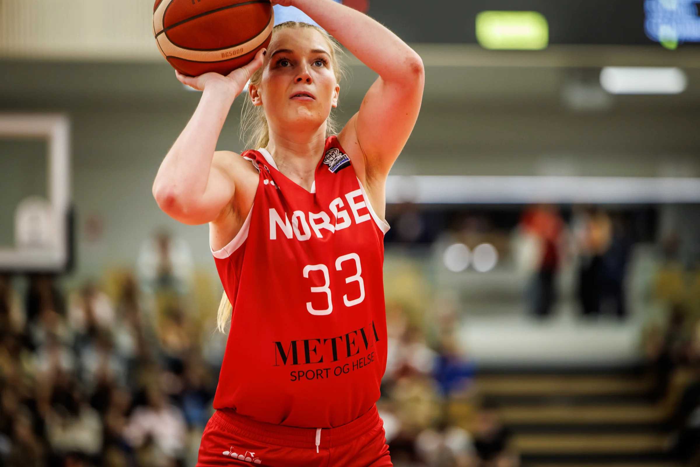 Sveits en klasse over: 71-33