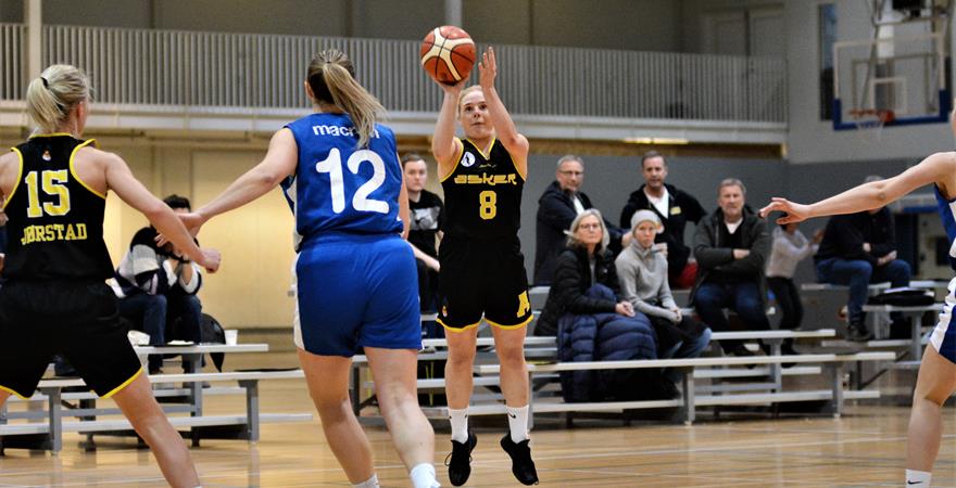 NBBF BLNO Julie Skorpen Asker-Tromsø.jpg