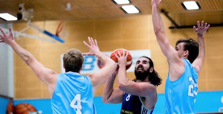 ​Magne Fivelstad leverte en ny, god kamp for Fyllingen med 29 poeng og 8 returer - og ble matchvinner mot Frøya med scoringen til 91-90 da bare 4,5 sekunder gjensto. Bildet er fra Fyllingens 96-80-seier over Bærum 6. oktober.