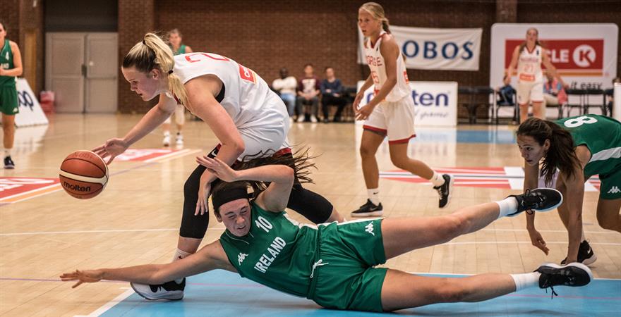 ​Stine Austgulen var toppscorer med 18 poeng og ble kåret til Norges MVP da Irland ble slått 69-67 i den første av to landskamper i Nadderudhallen forrige helg. Nå er 25-åringen tilbake i Ulriken Eagles etter årene i Colorado State - og en viktig årsak til at laget regnes som favoritt i BLNO-sesongen.